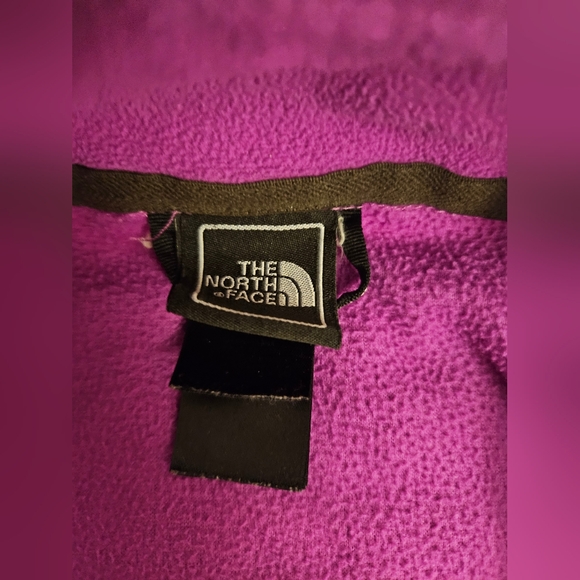 The North Face Women's Vibrant Purple Jacket - Picture 3 of 5